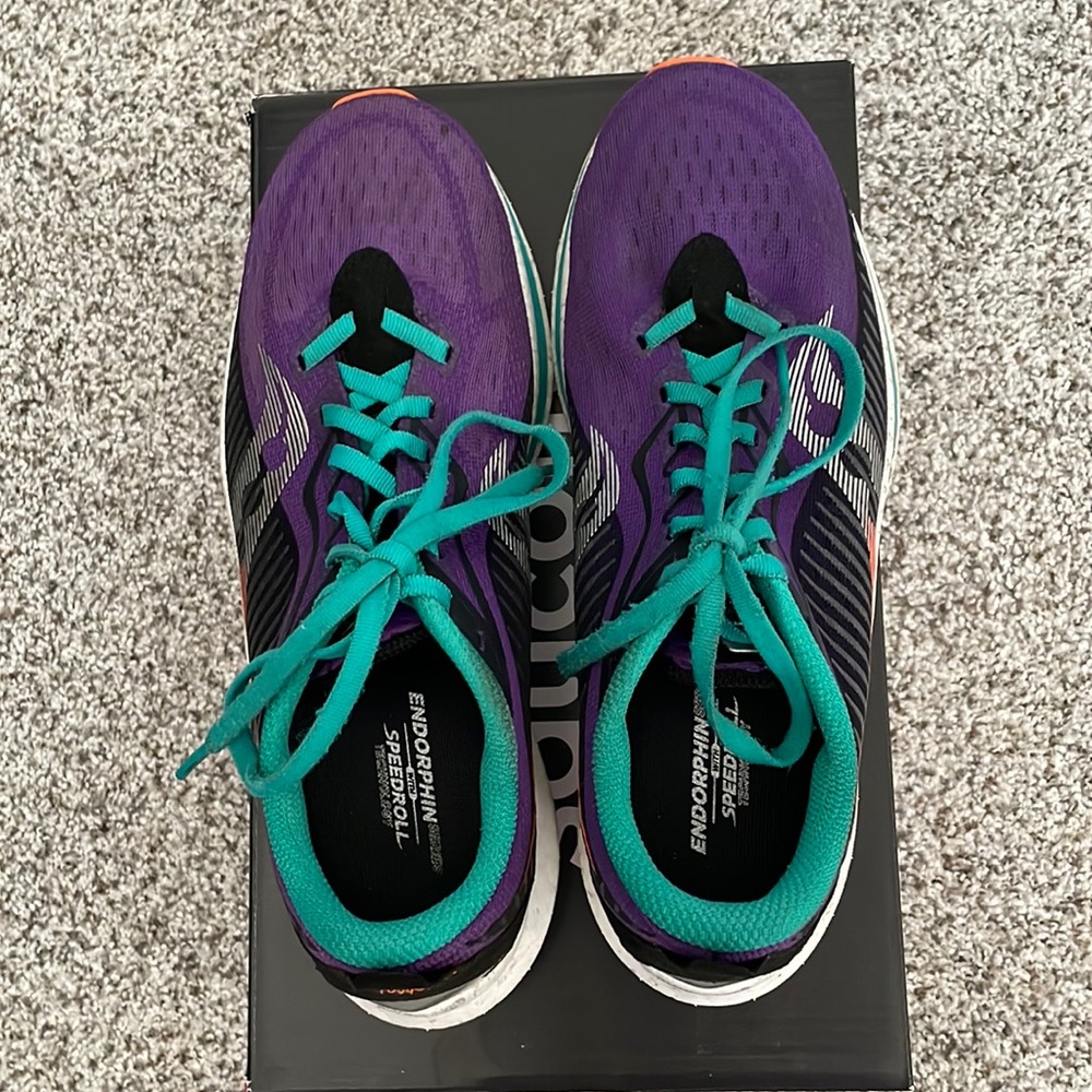 Saucony Endorphin. Size 8.5. Good condition. Used for 3 months/300 miles.